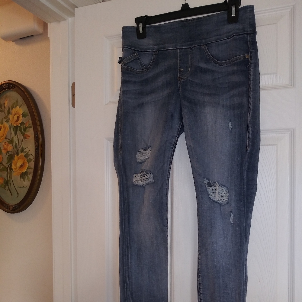 Rock & Republic fever pull on jeans